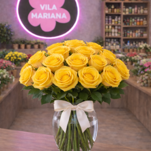 Rosas com Vaso de Vidro